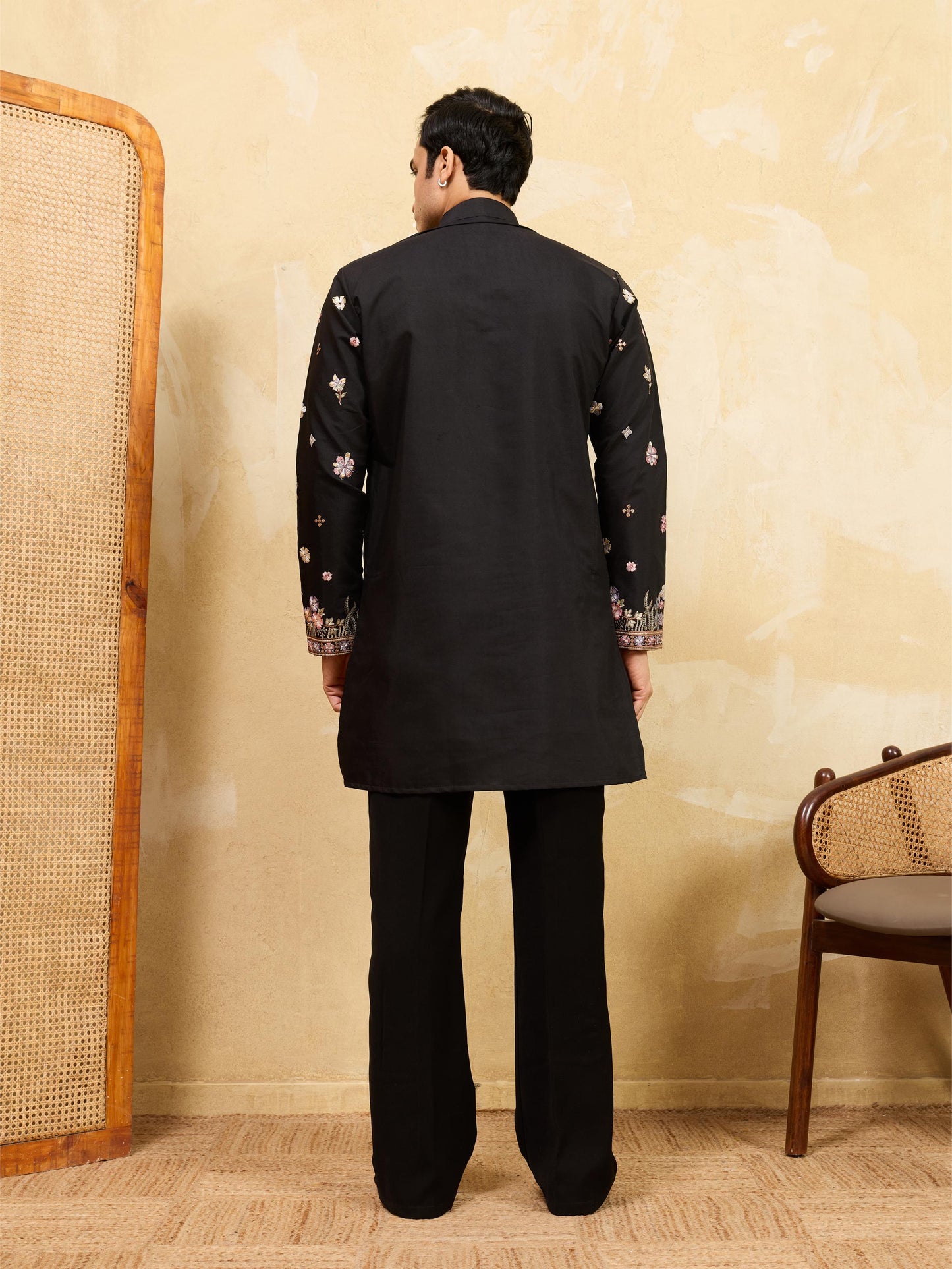 THE SIGNATURE KURTA WITH BOTTOM