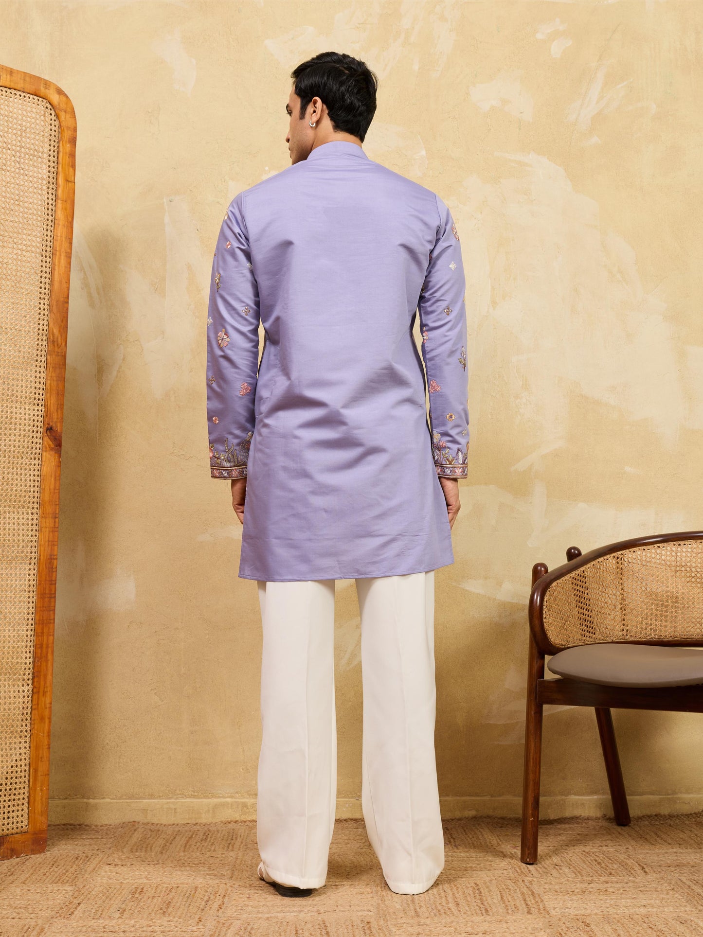 THE SIGNATURE KURTA WITH BOTTOM