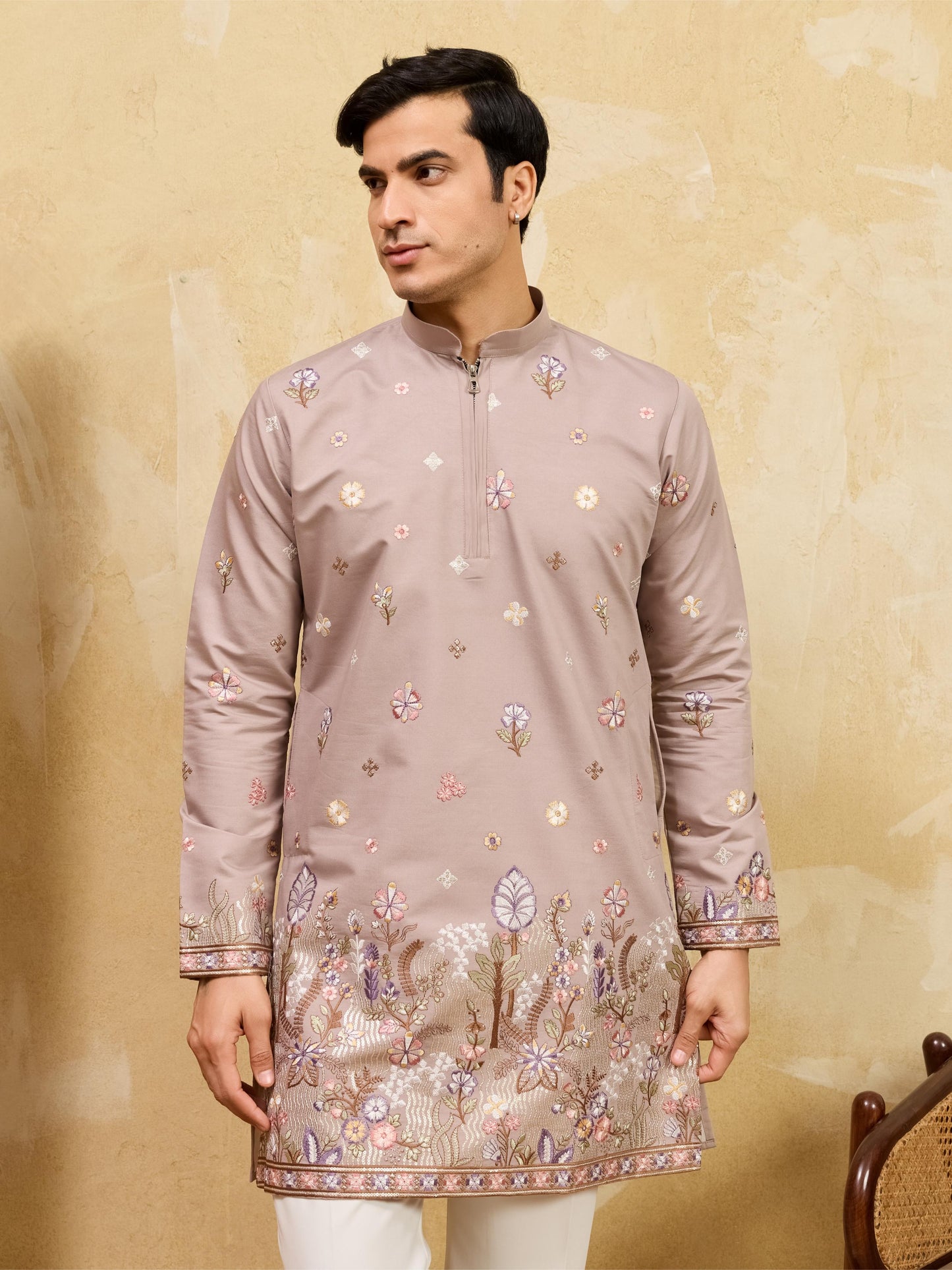 THE SIGNATURE KURTA WITH BOTTOM