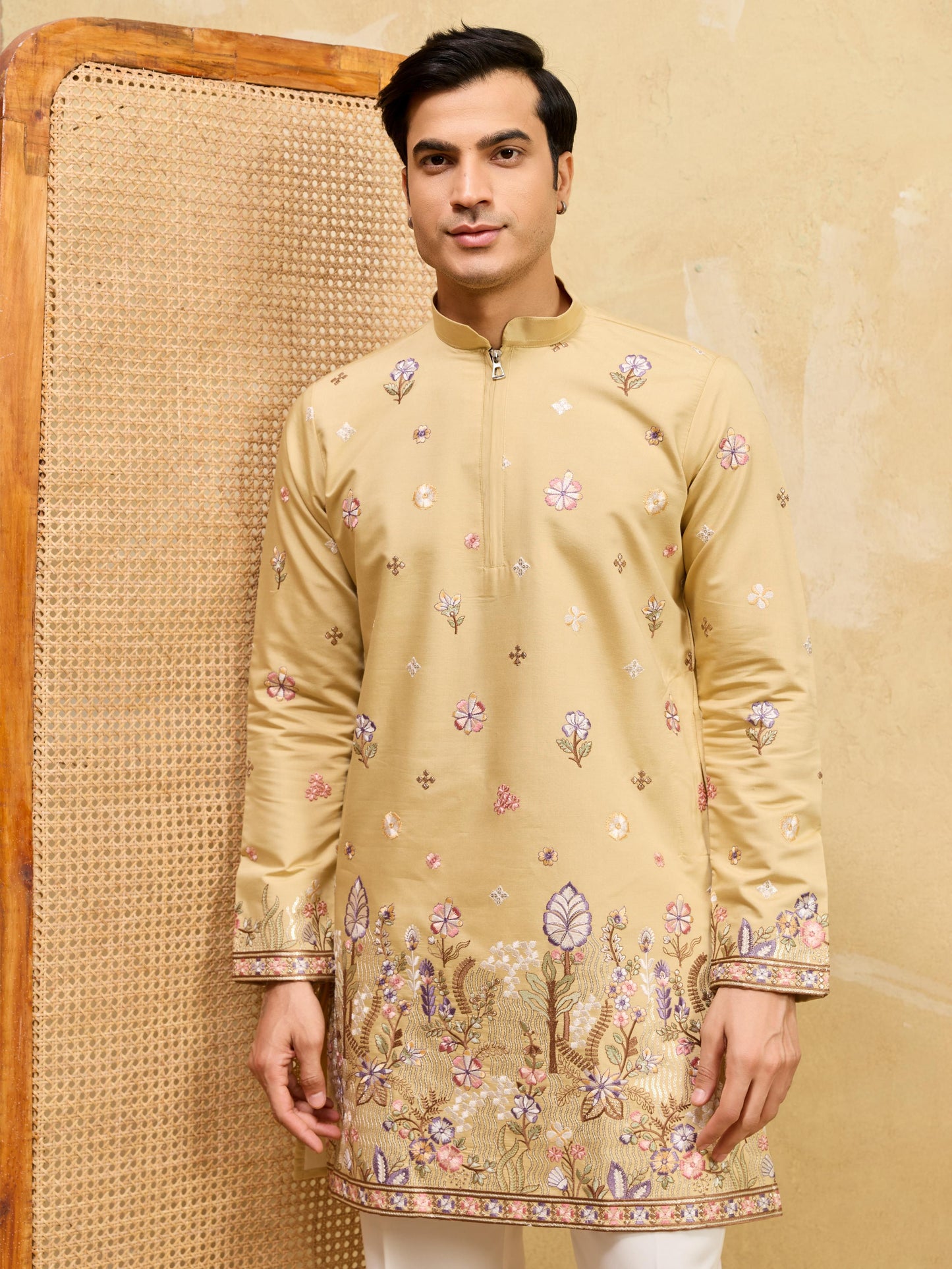 THE SIGNATURE KURTA WITH BOTTOM