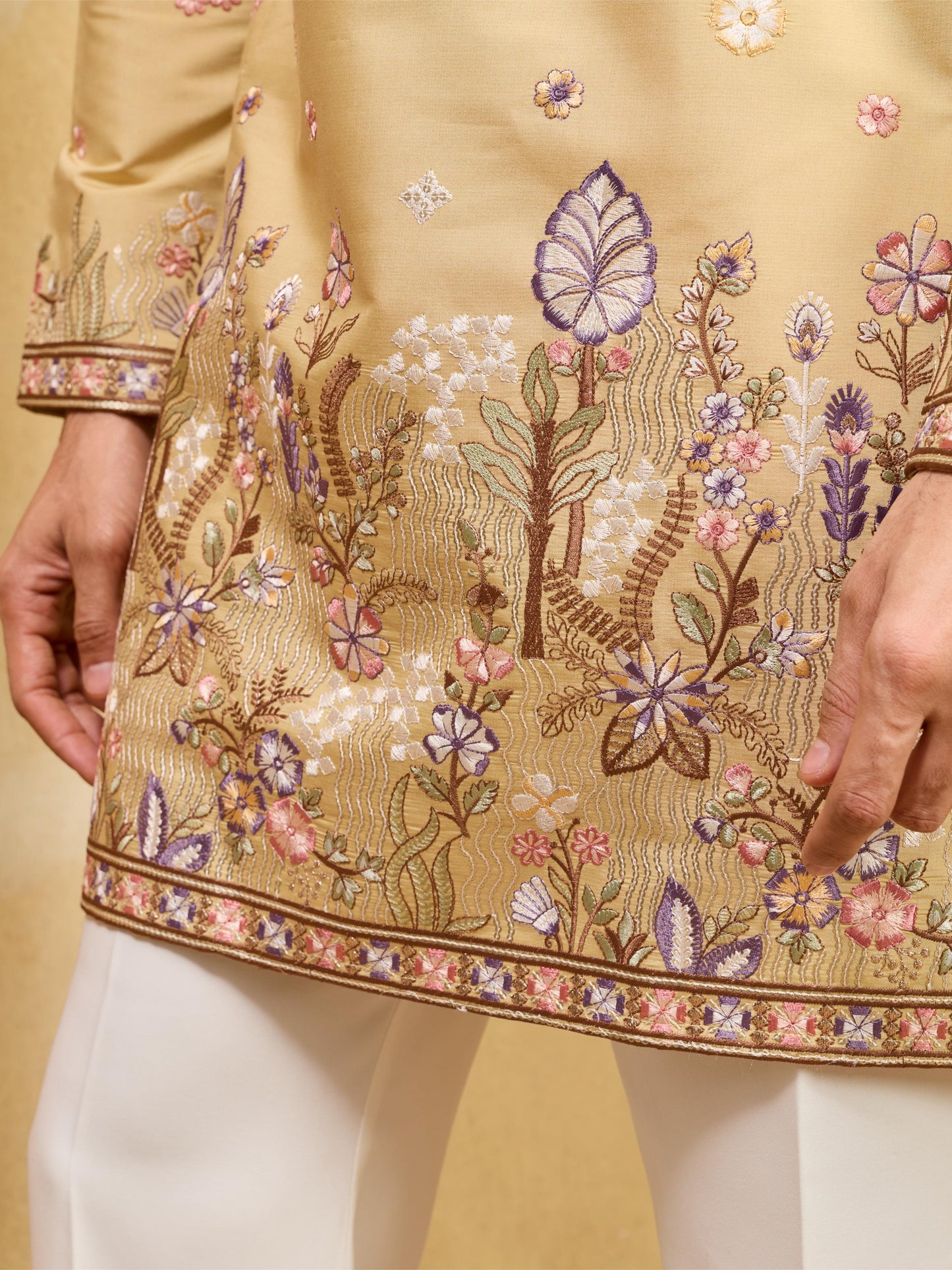 THE SIGNATURE KURTA WITH BOTTOM