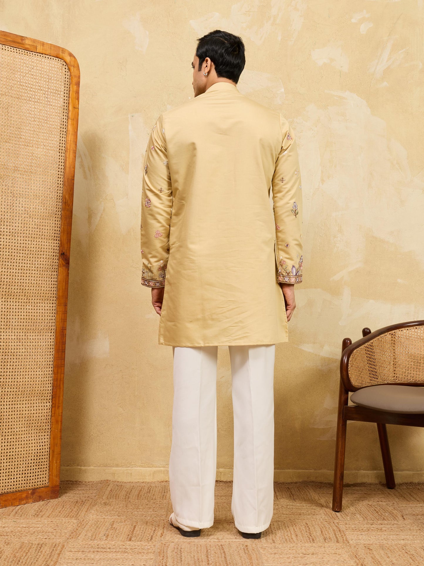 THE SIGNATURE KURTA WITH BOTTOM