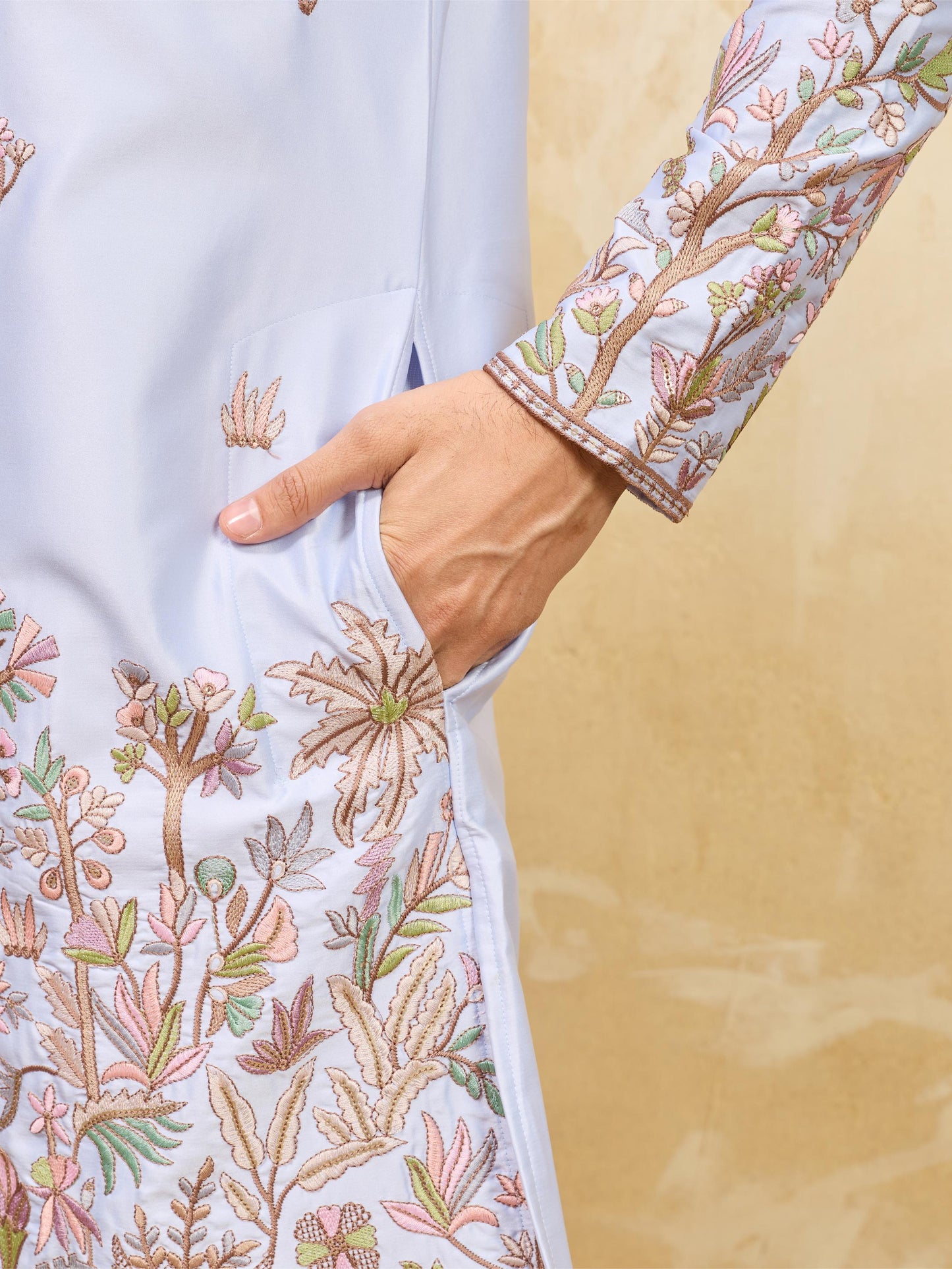 THE CLASSIC MEN KURTA WITH PANT