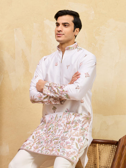 THE CLASSIC MEN KURTA WITH PANT