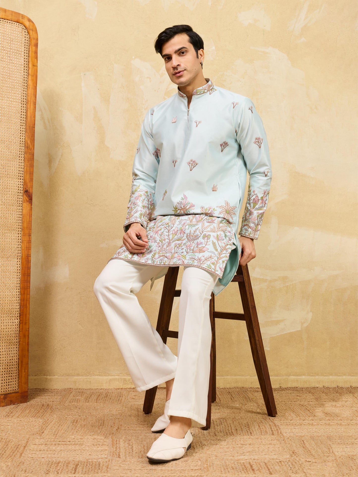 THE CLASSIC MEN KURTA WITH PANT