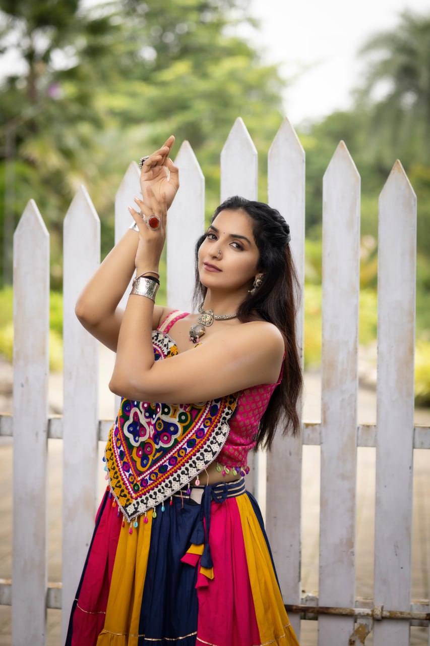 Trendy Navratri Special Multicolor Set