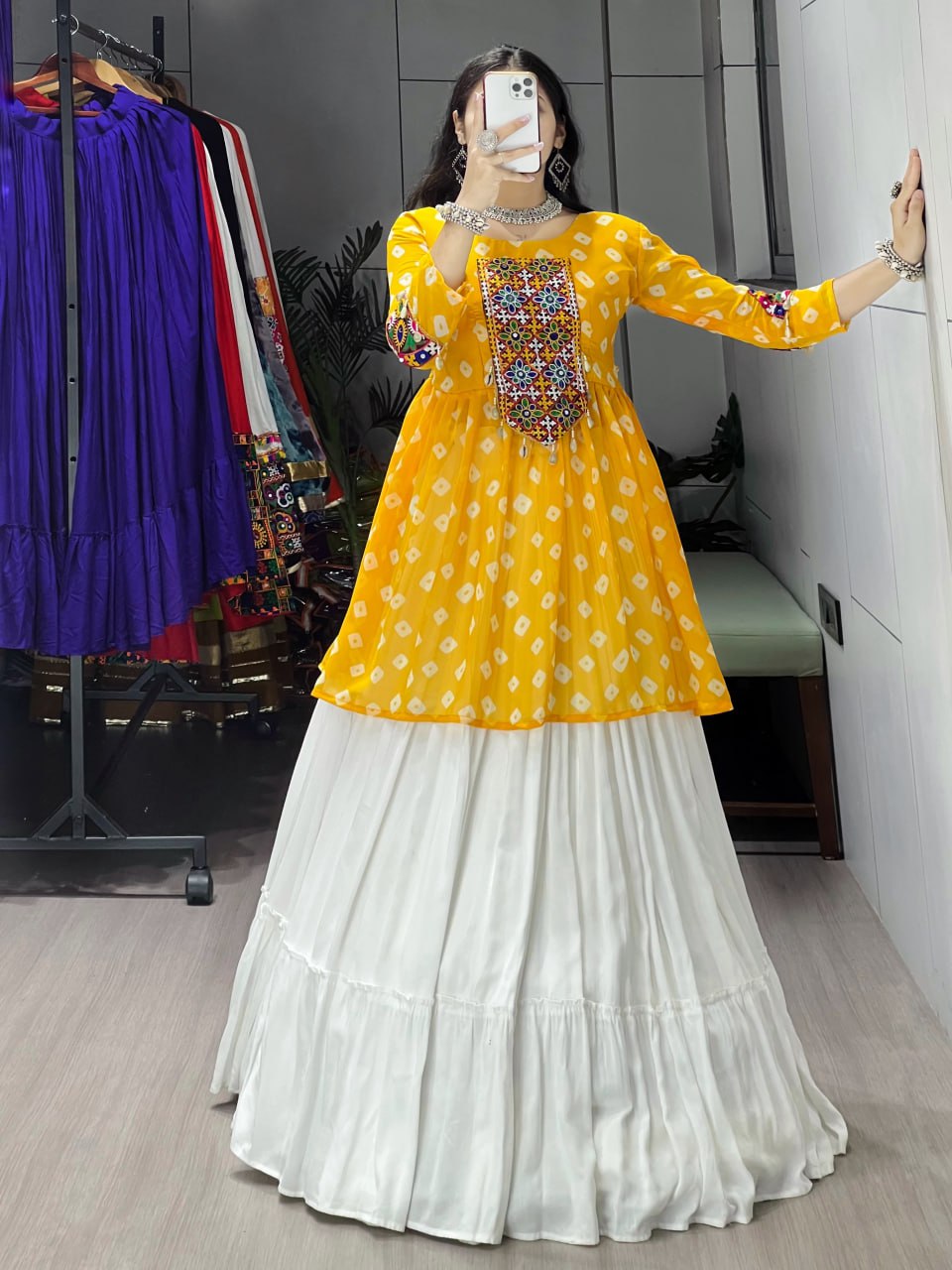 Ethnic  Lehenga With Kediya Sets