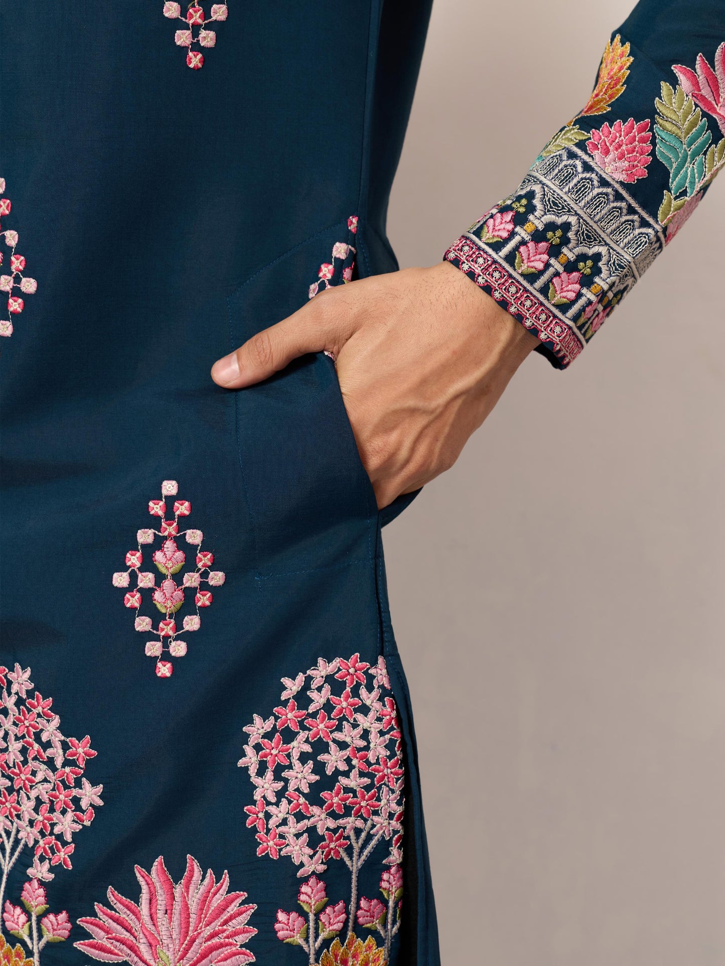 THE GRAND KURTA WITH PANT