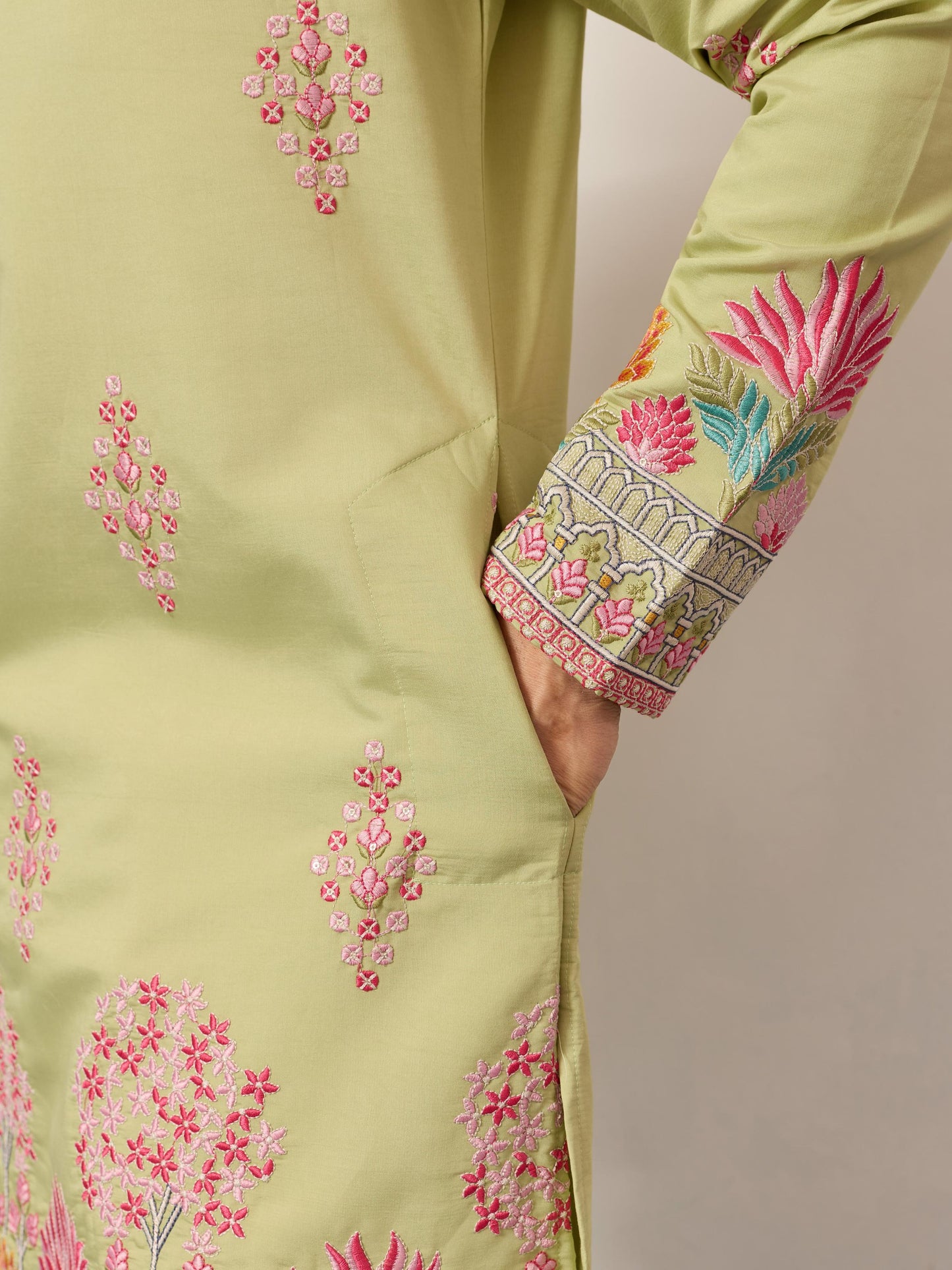THE GRAND KURTA WITH PANT