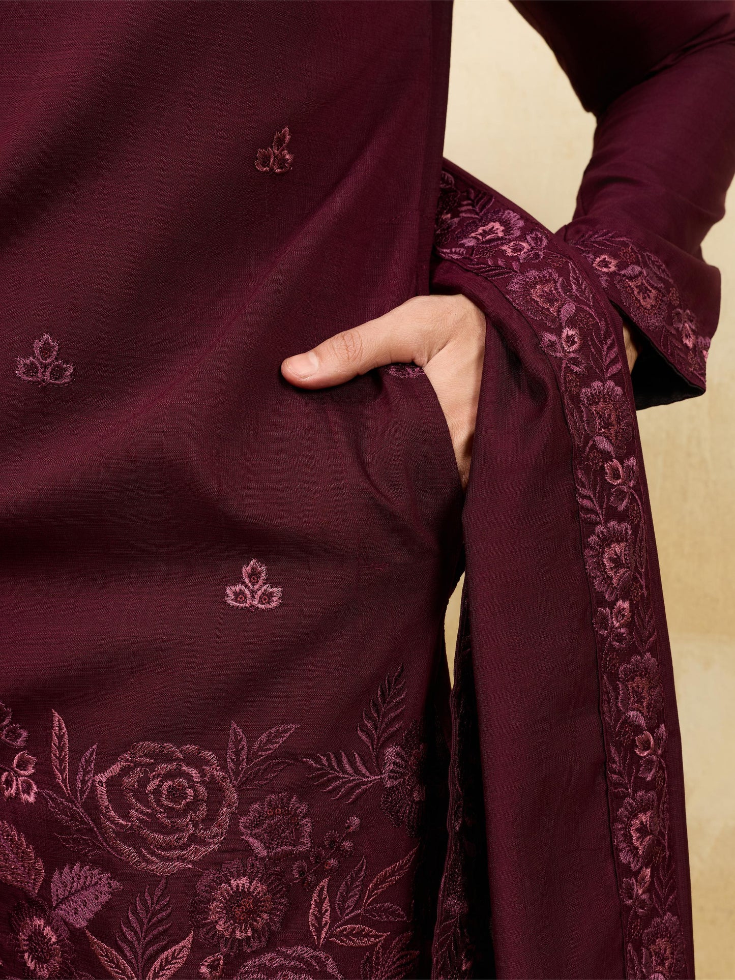 THE GRAND V DRAPE - KURTA PANT WITH DUPATTA