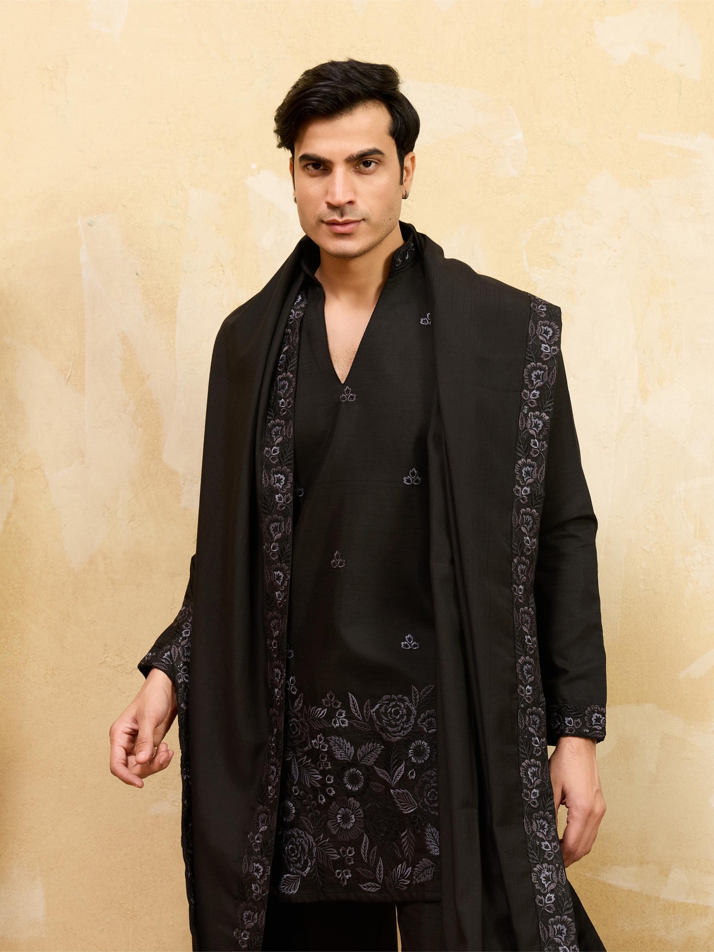 THE GRAND V DRAPE - KURTA PANT WITH DUPATTA