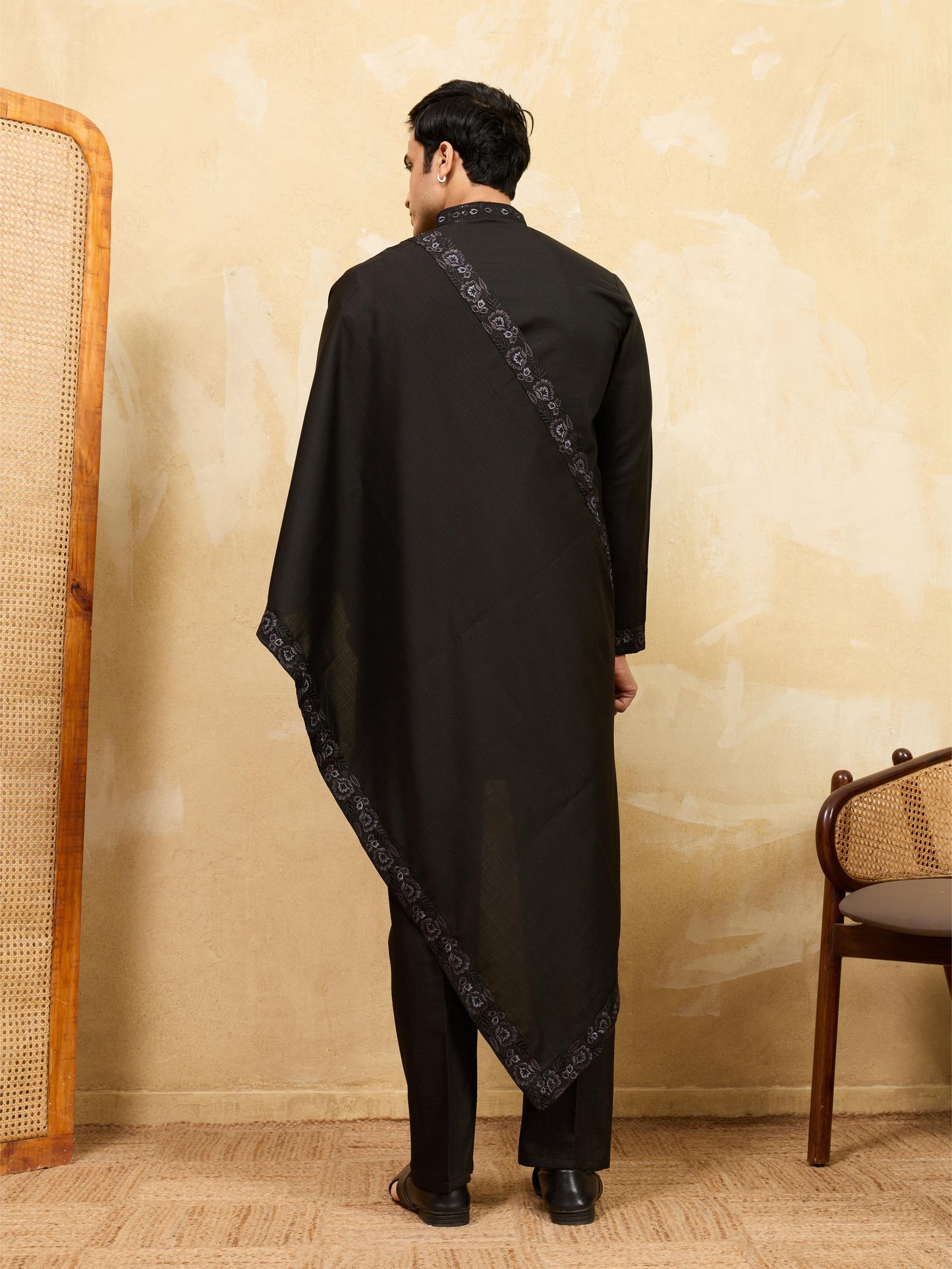 THE GRAND V DRAPE - KURTA PANT WITH DUPATTA