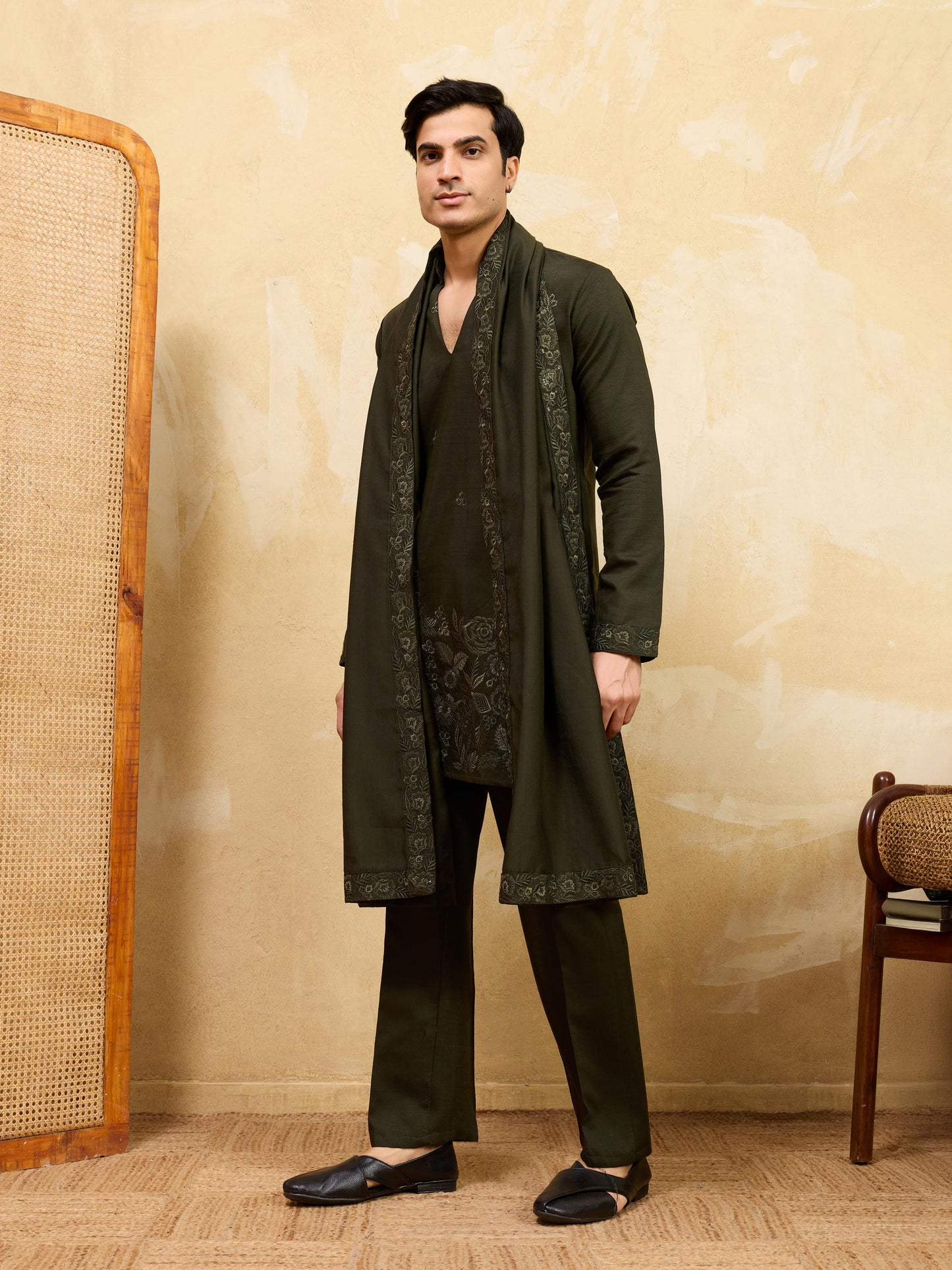 THE GRAND V DRAPE - KURTA PANT WITH DUPATTA