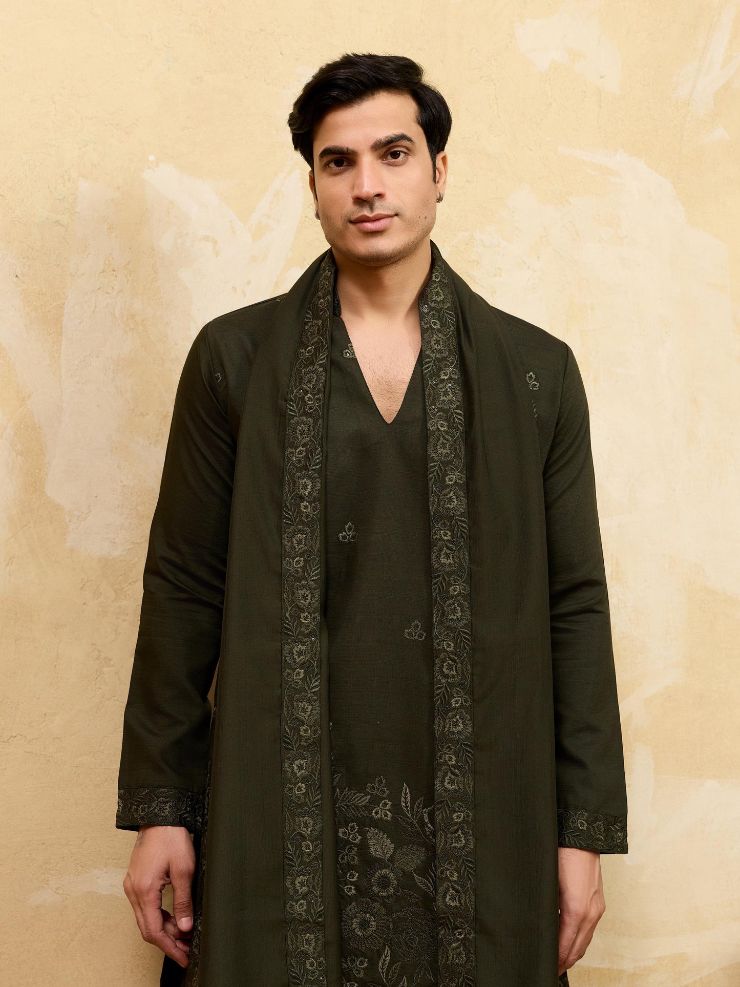 THE GRAND V DRAPE - KURTA PANT WITH DUPATTA