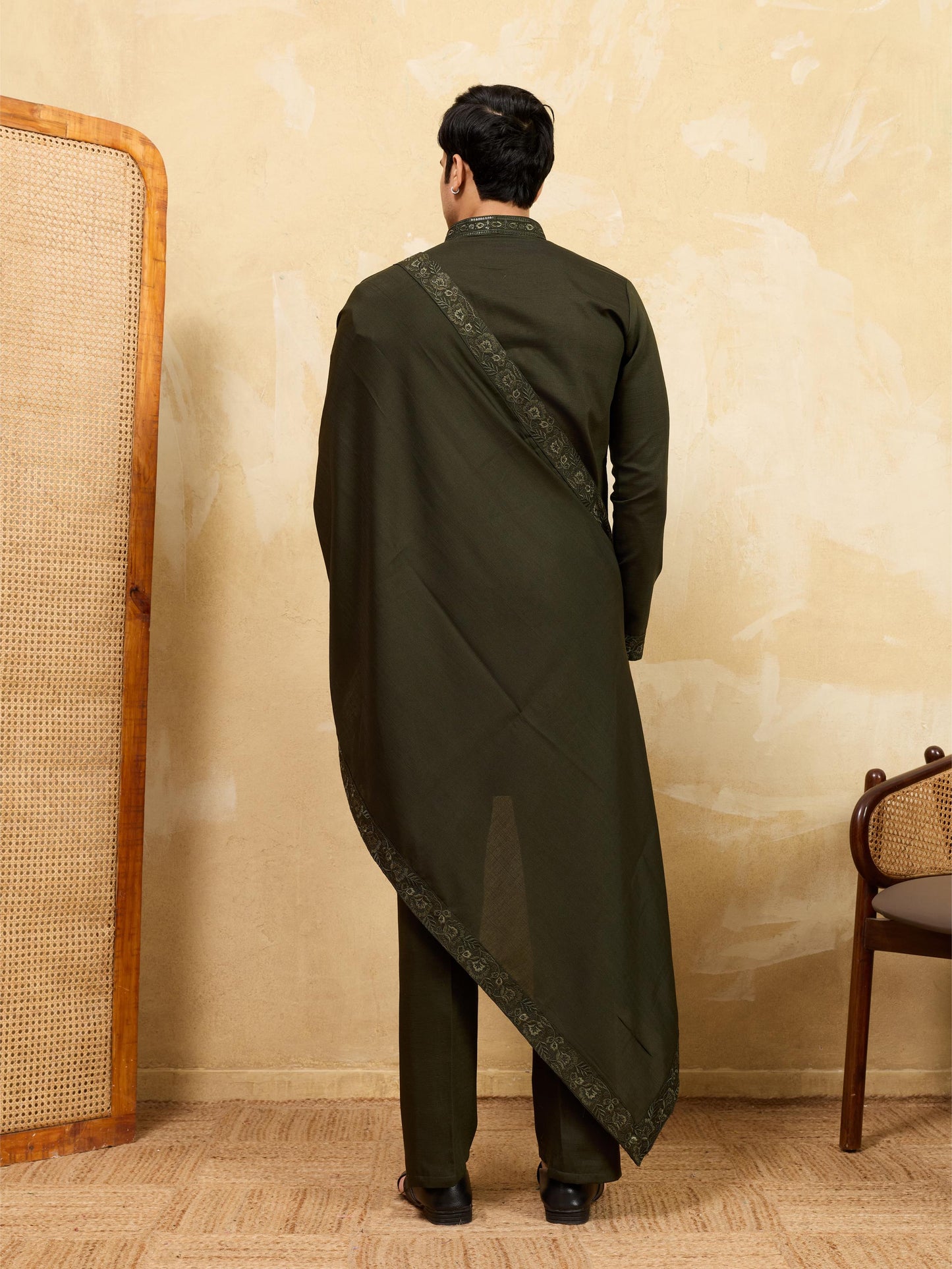 THE GRAND V DRAPE - KURTA PANT WITH DUPATTA