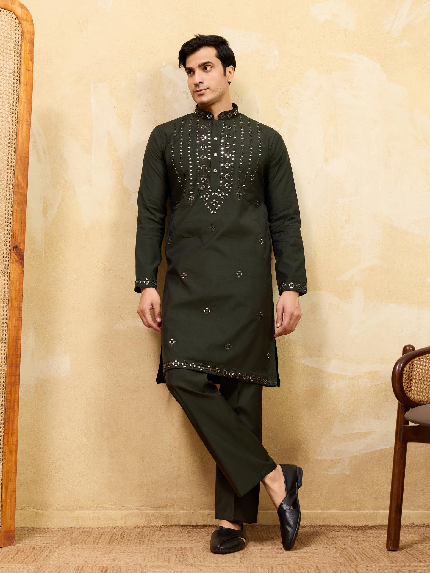 Royal Mirror Work Kurta With Pant