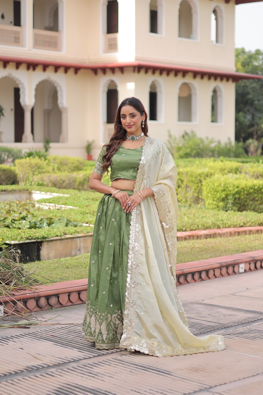 Gold Crush Chaniya Choli