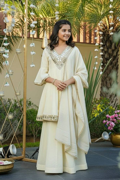 Cosmos Gold Jari  Silk Outfit