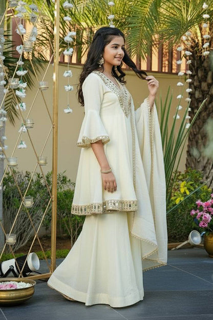 Cosmos Gold Jari  Silk Outfit
