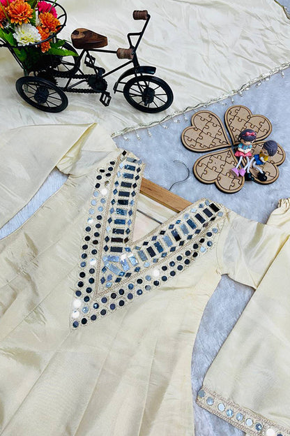Cosmos Gold Jari  Silk Outfit