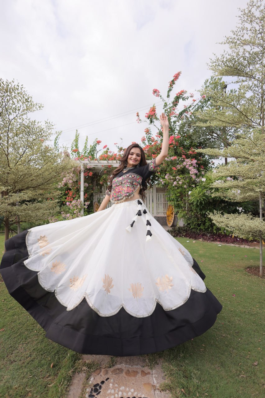 Crop Top Outfit For Navratri Garba's