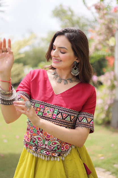 Crop Top Outfit For Navratri Garba's