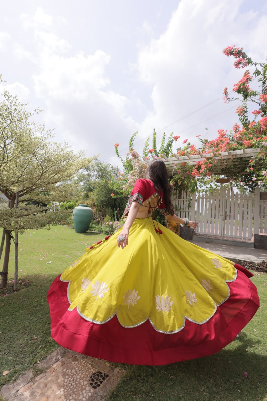 Crop Top Outfit For Navratri Garba's