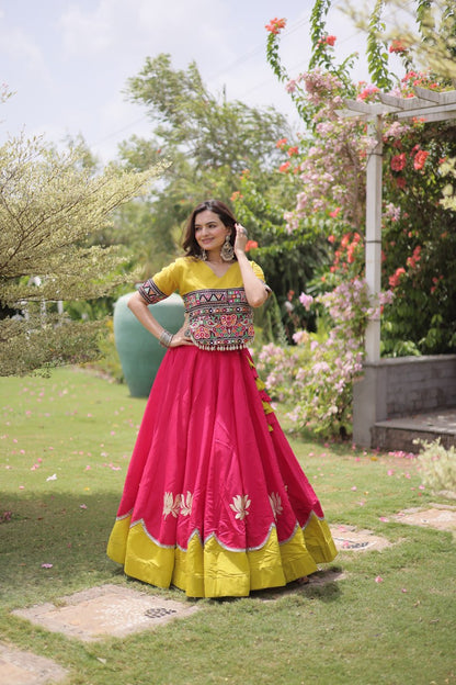 Crop Top Outfit For Navratri Garba's