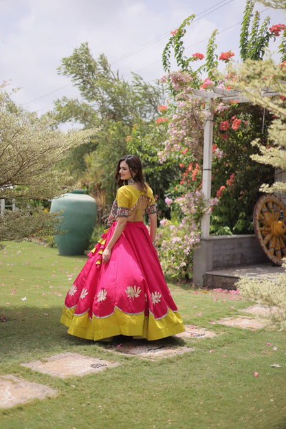 Crop Top Outfit For Navratri Garba's