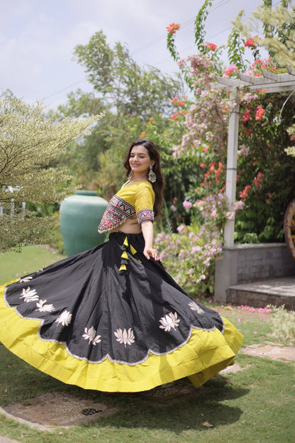 Crop Top Outfit For Navratri Garba's