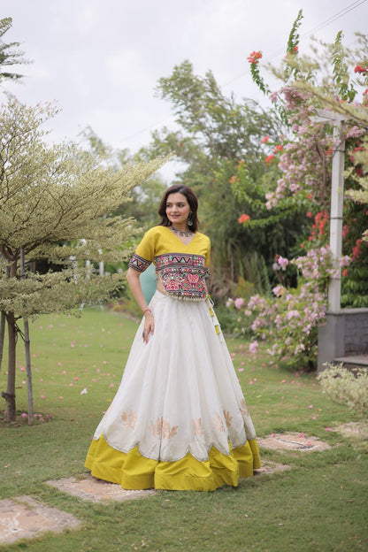 Crop Top Outfit For Navratri Garba's
