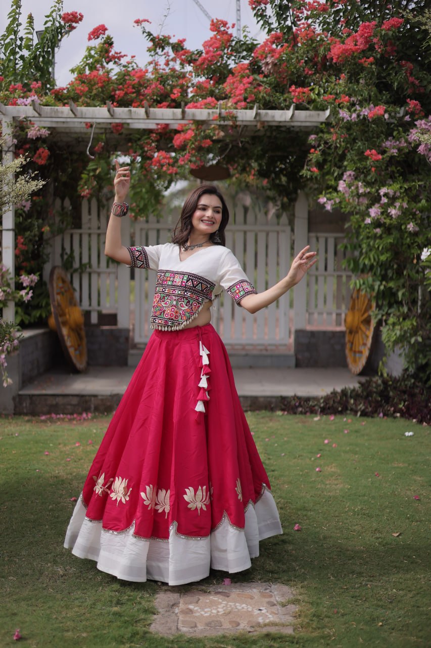 Crop Top Outfit For Navratri Garba's