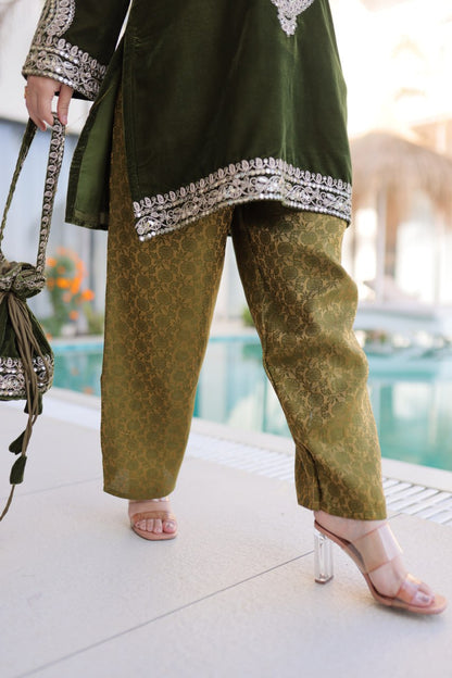 Velvet Kurti Pair