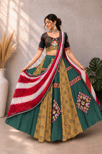 Piramit Navratri Choli