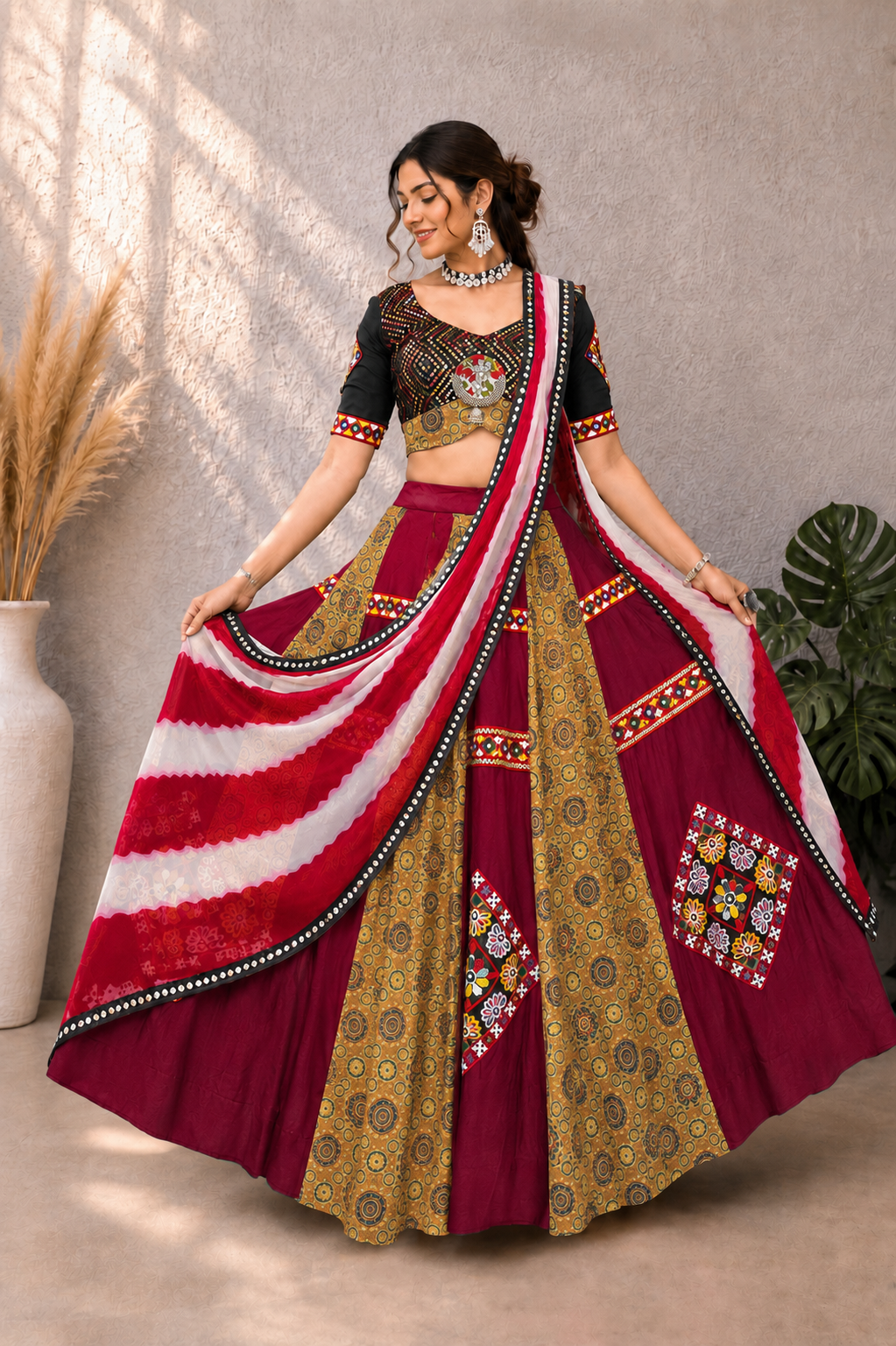 Piramit Navratri Choli