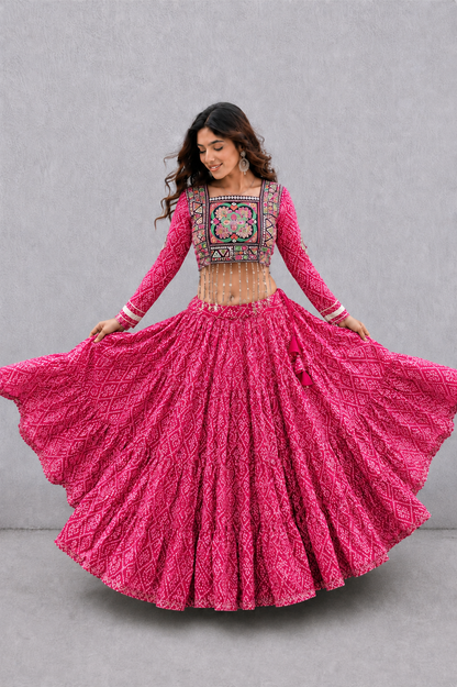 Navratri Banadhej Print Outfit