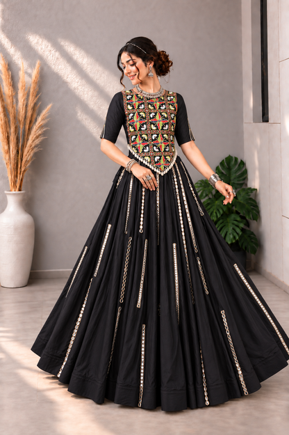 Traditional Chaniya Choli