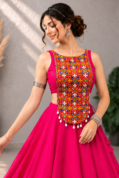Gulabi Garba Glow Lehenga