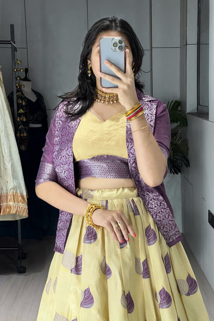 A Rich Silk Three Piece Set