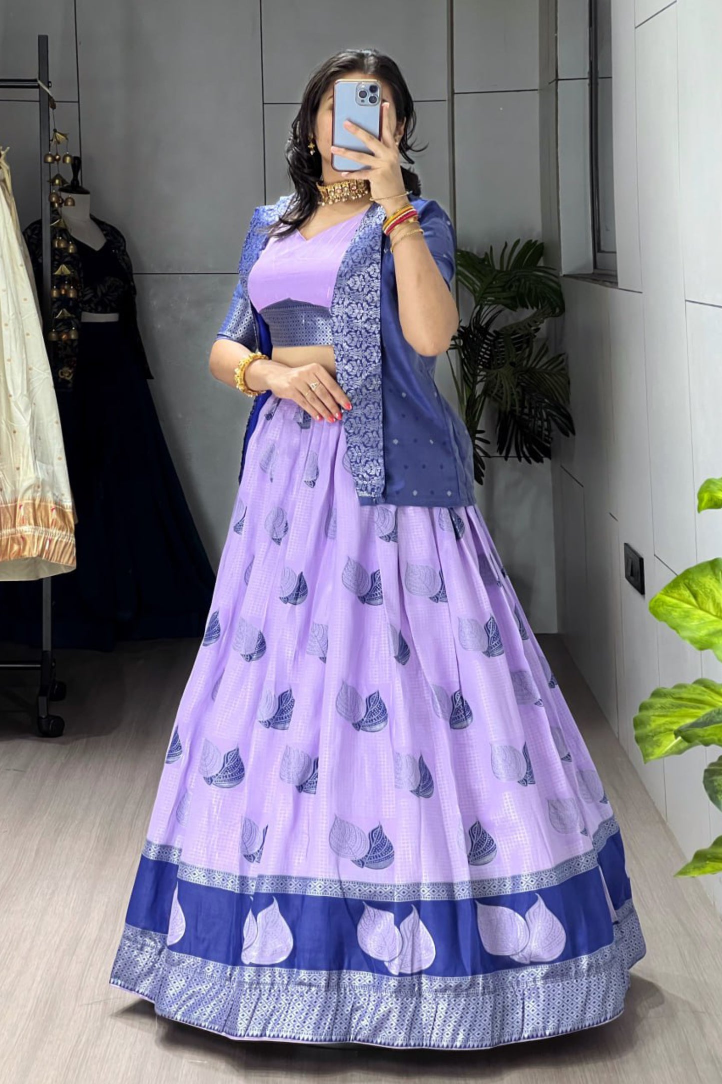 A Rich Silk Three Piece Set