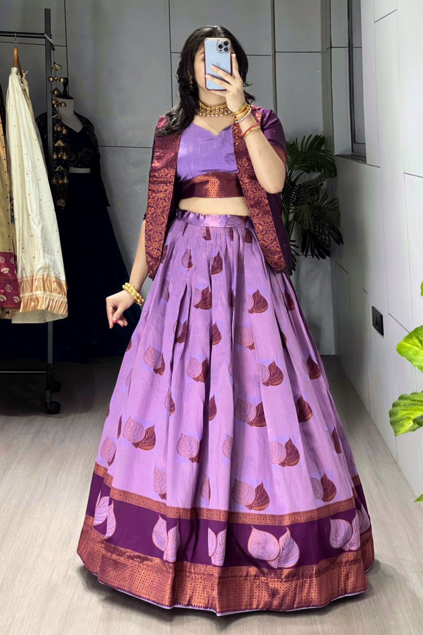 A Rich Silk Three Piece Set