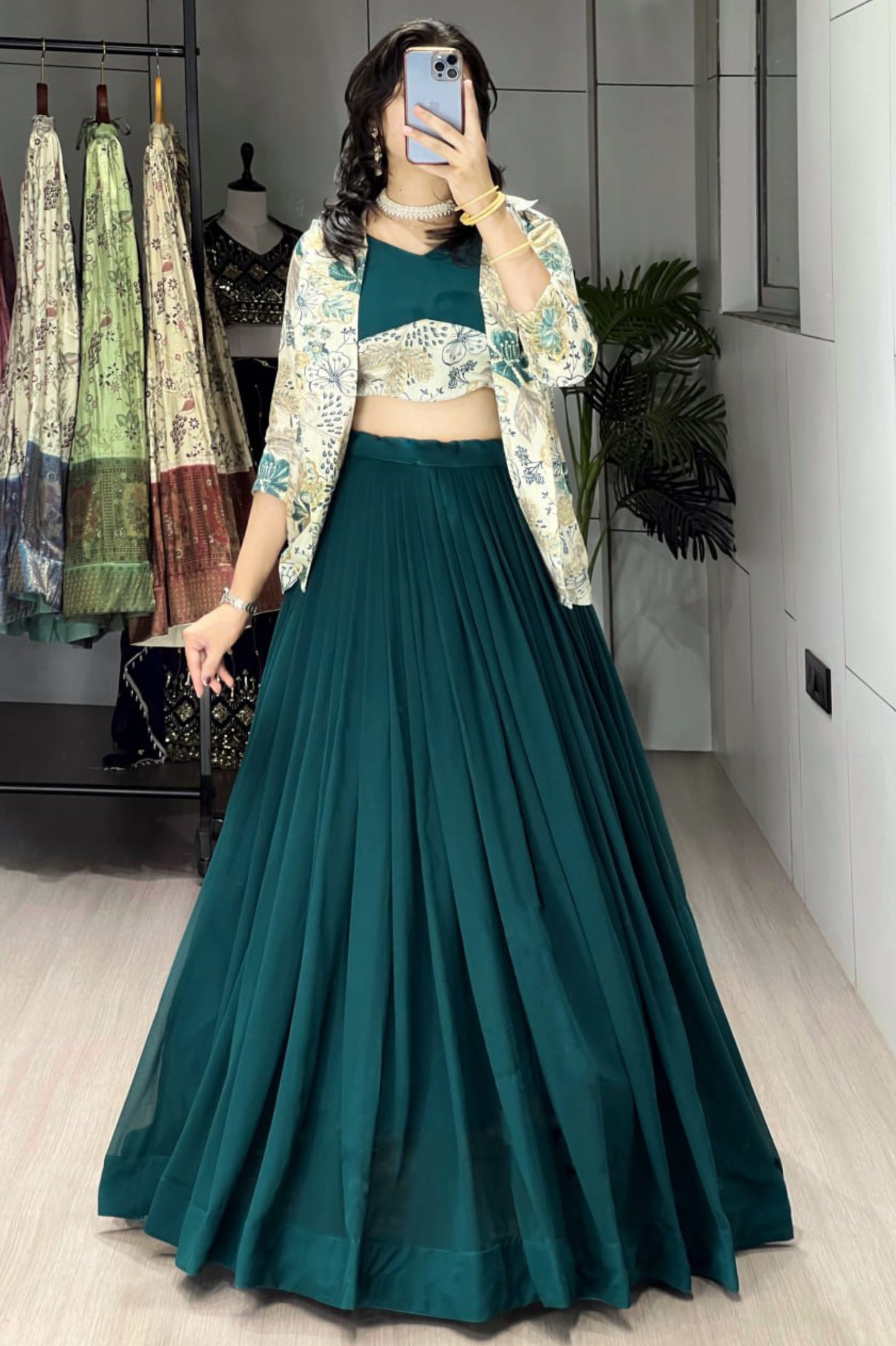 Classical Three Piece Chaniya Choli