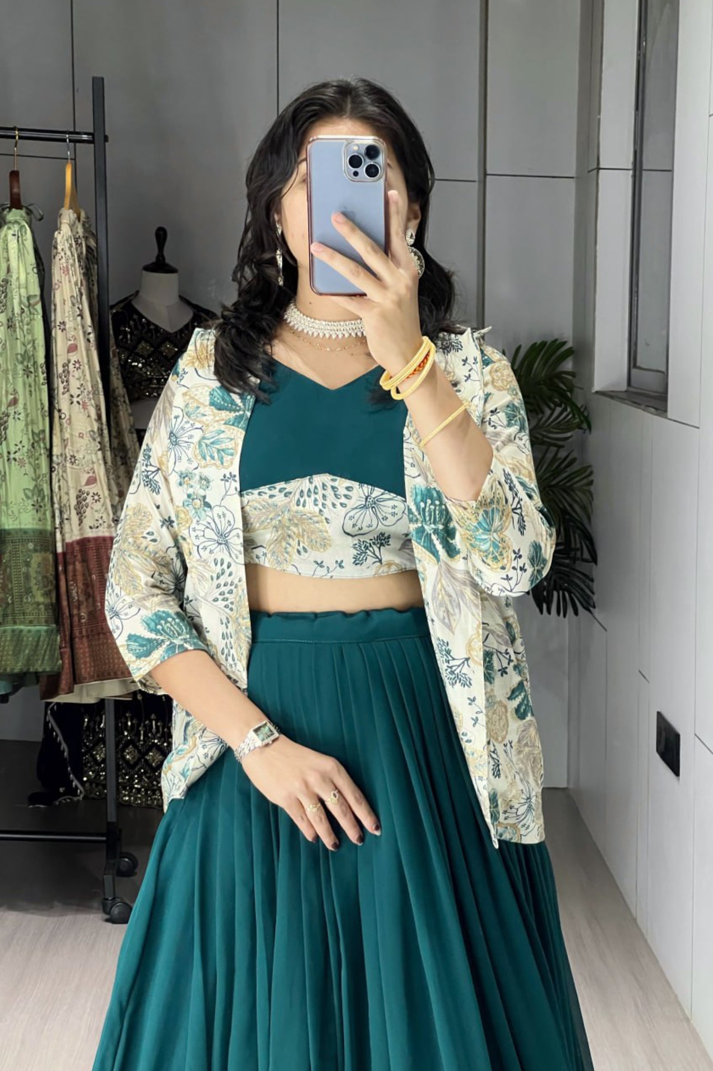 Classical Three Piece Chaniya Choli