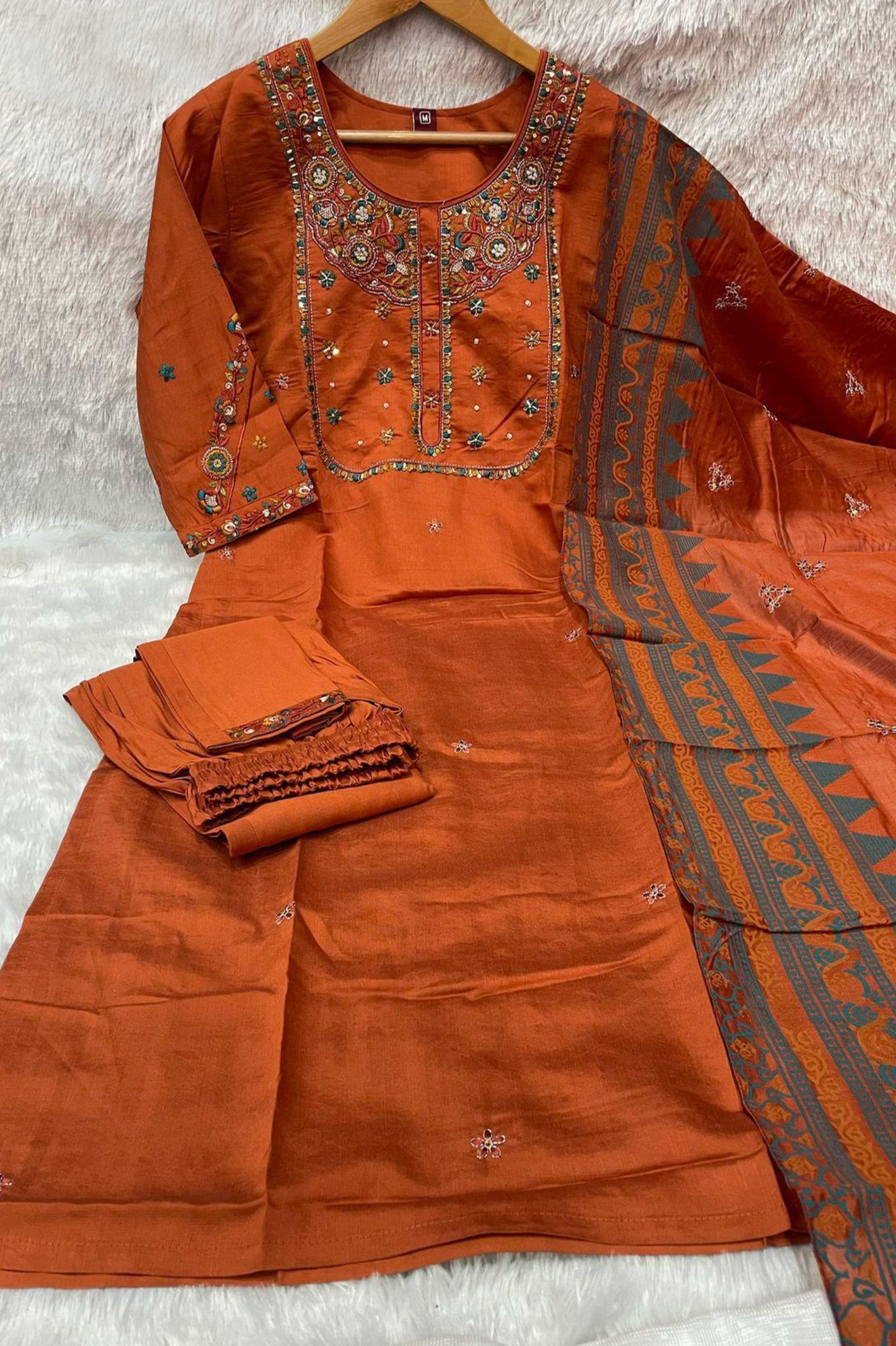 Elegant & Festive Kurti Set