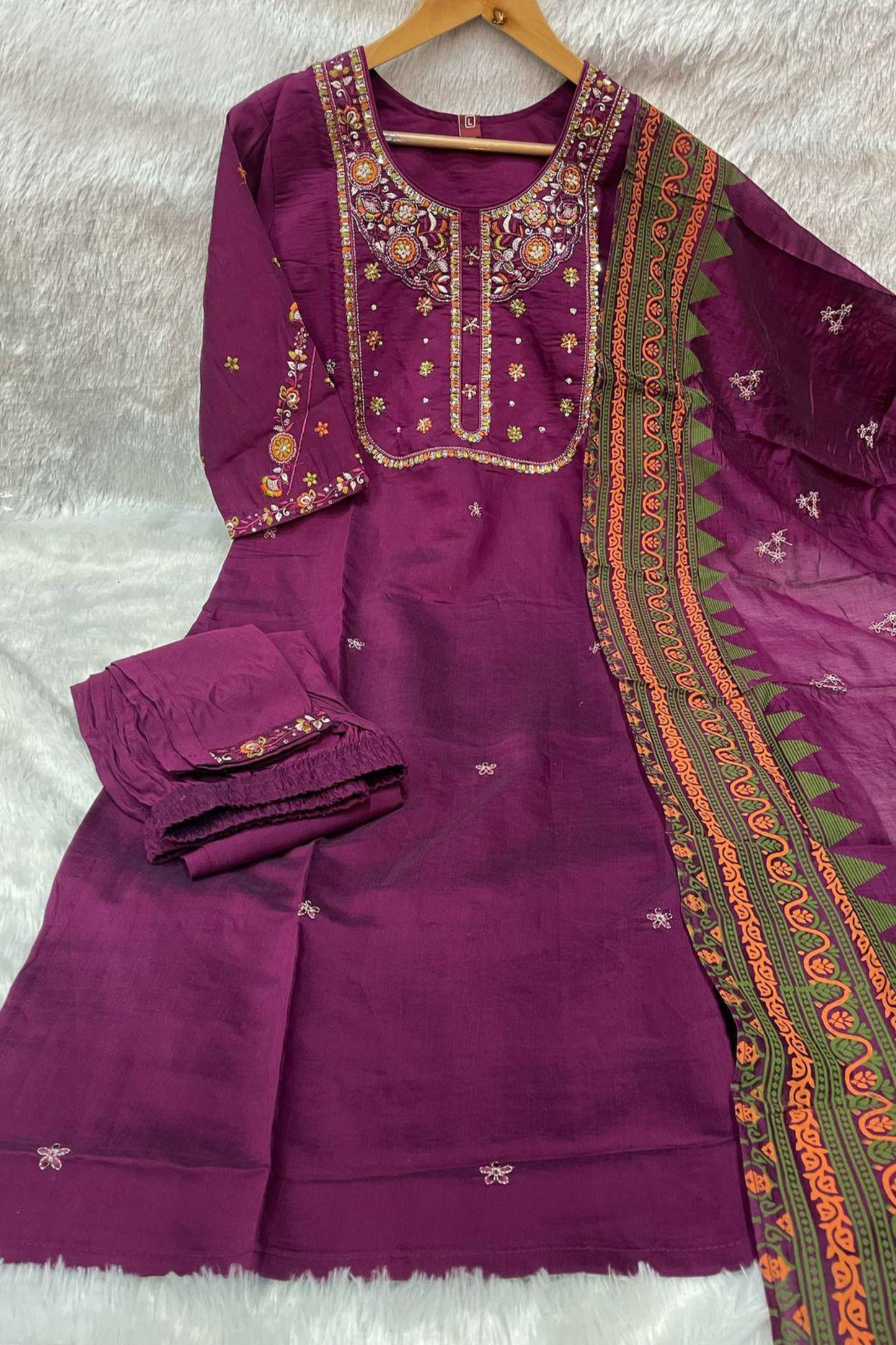 Elegant & Festive Kurti Set