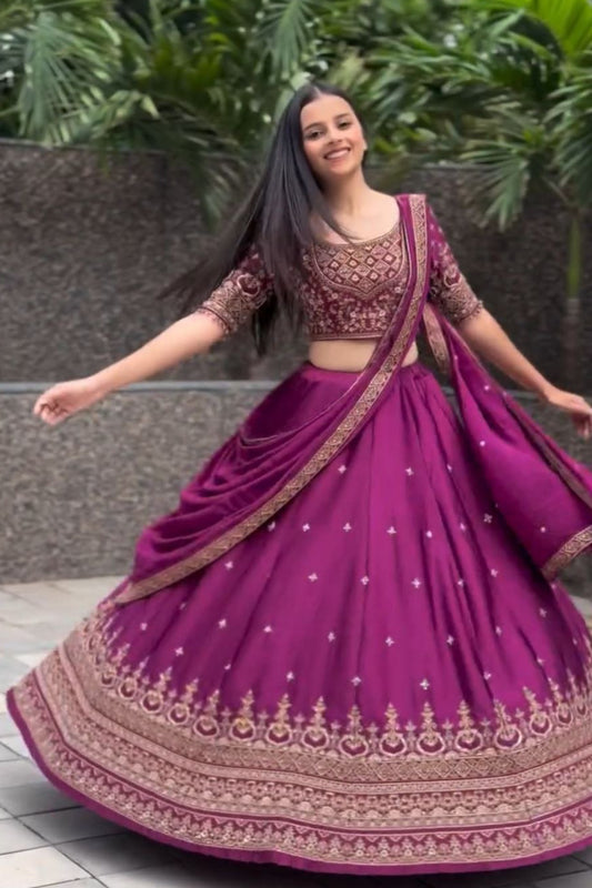 Embroiderd Lehenega Choli
