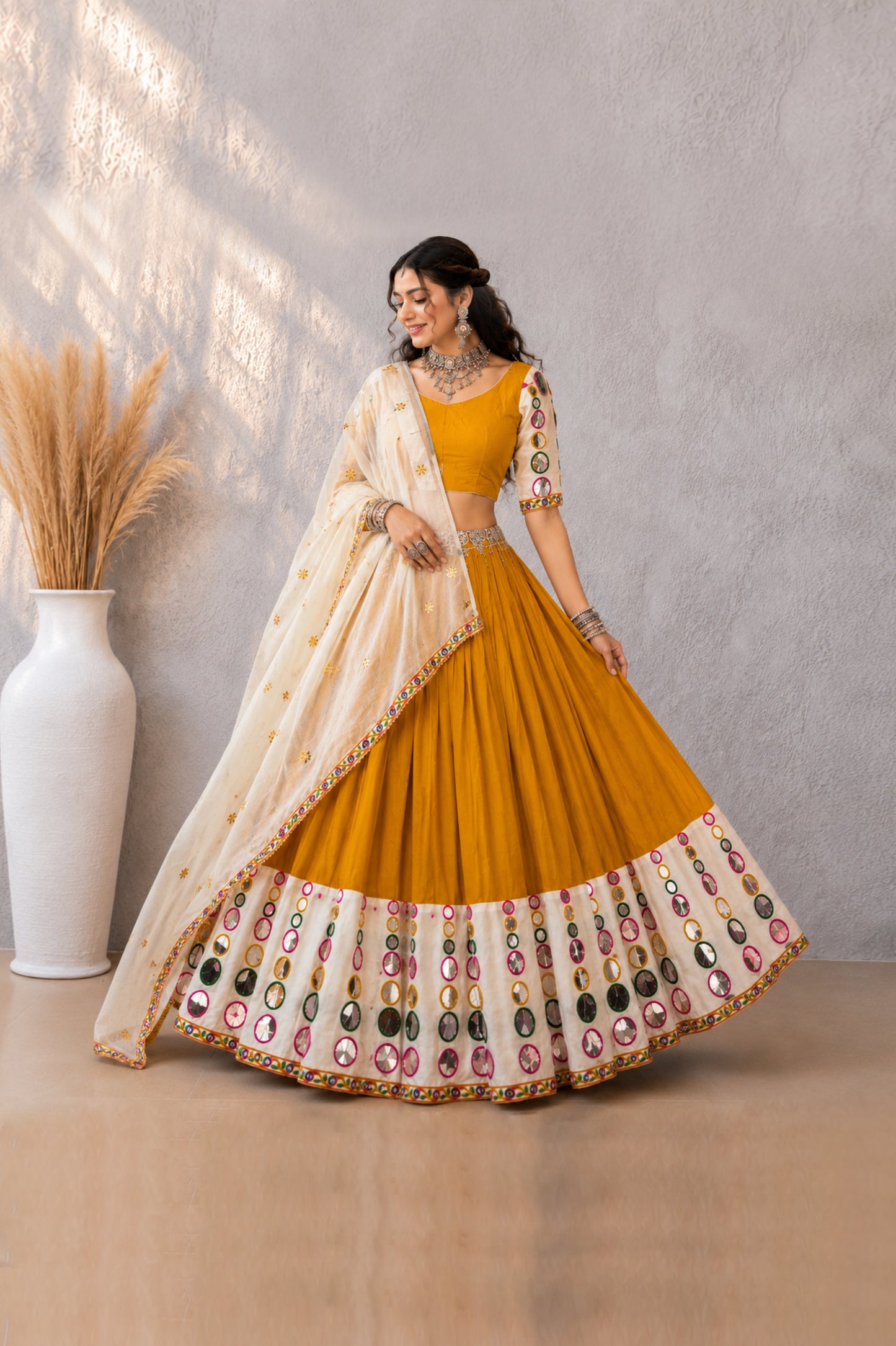 NAVRATRI 2K26 | Sunehri Rang Raas Collection