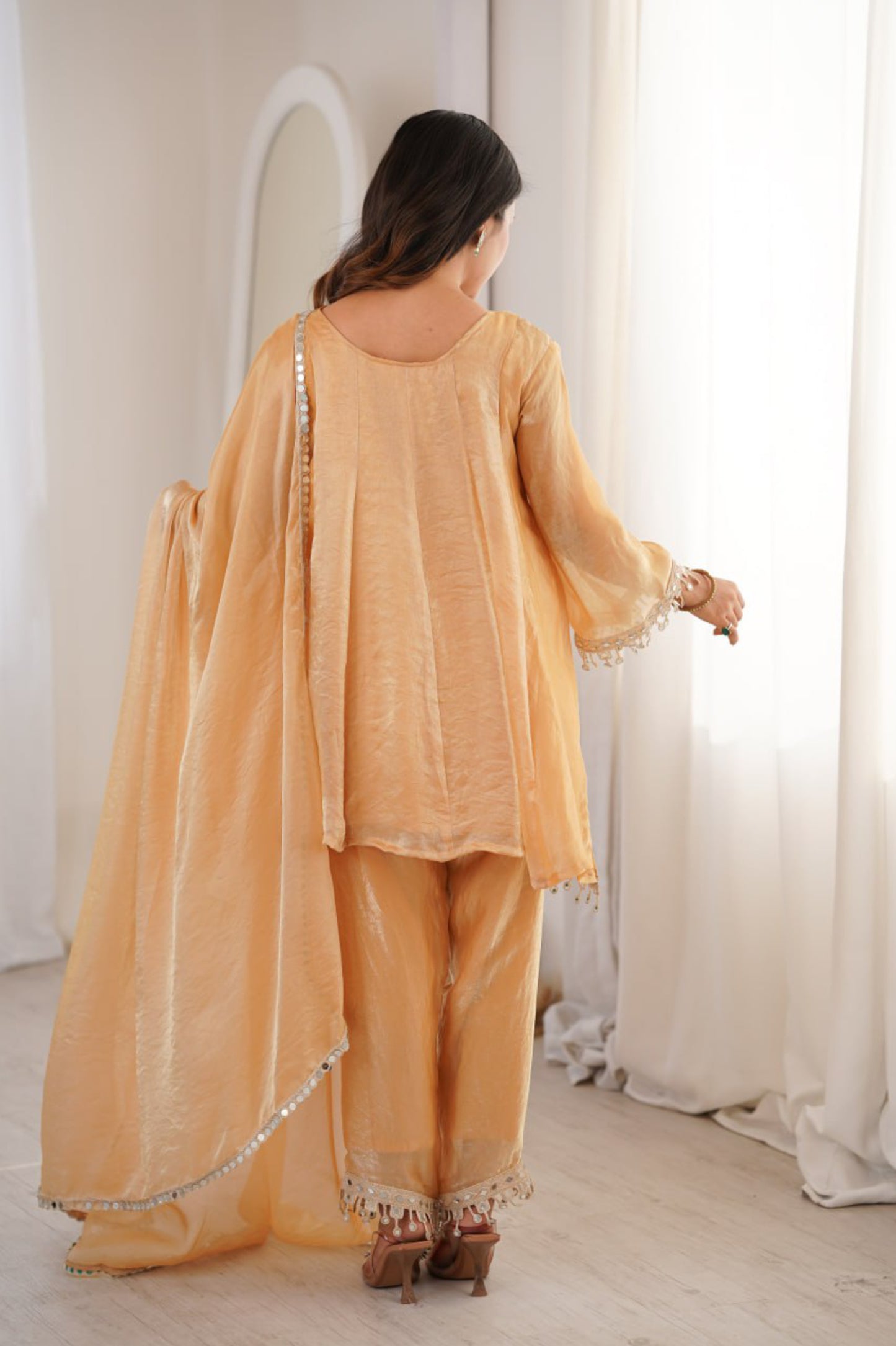 Fendy Mirror Work Kurti Pair
