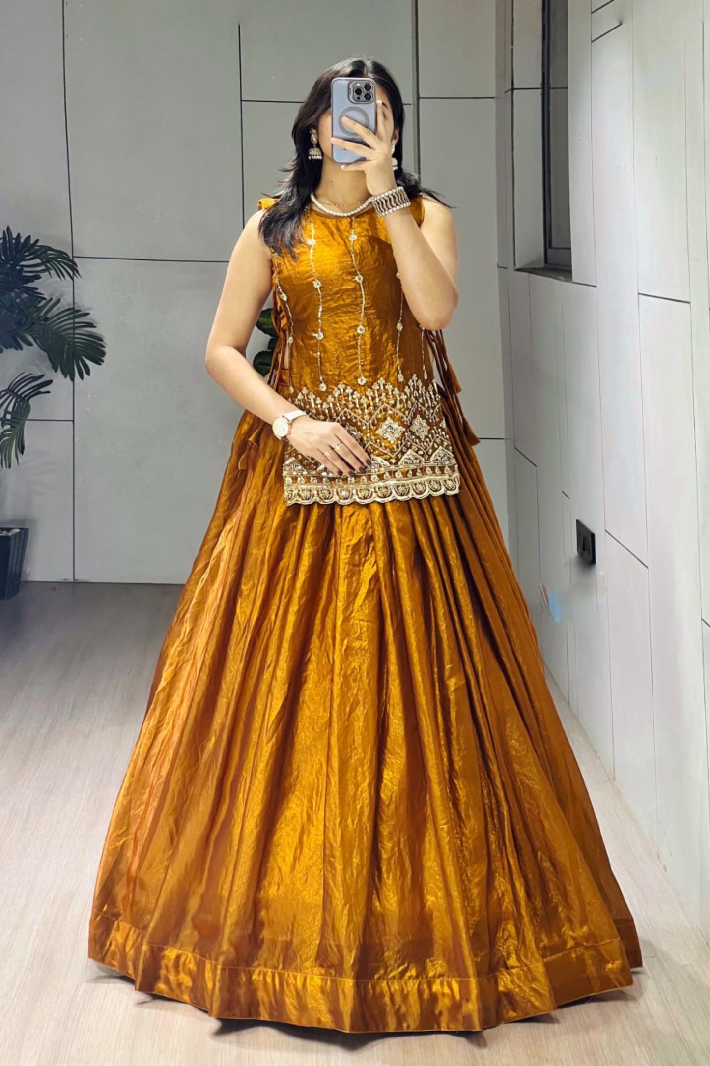 Fandy Silk Three Piece Set