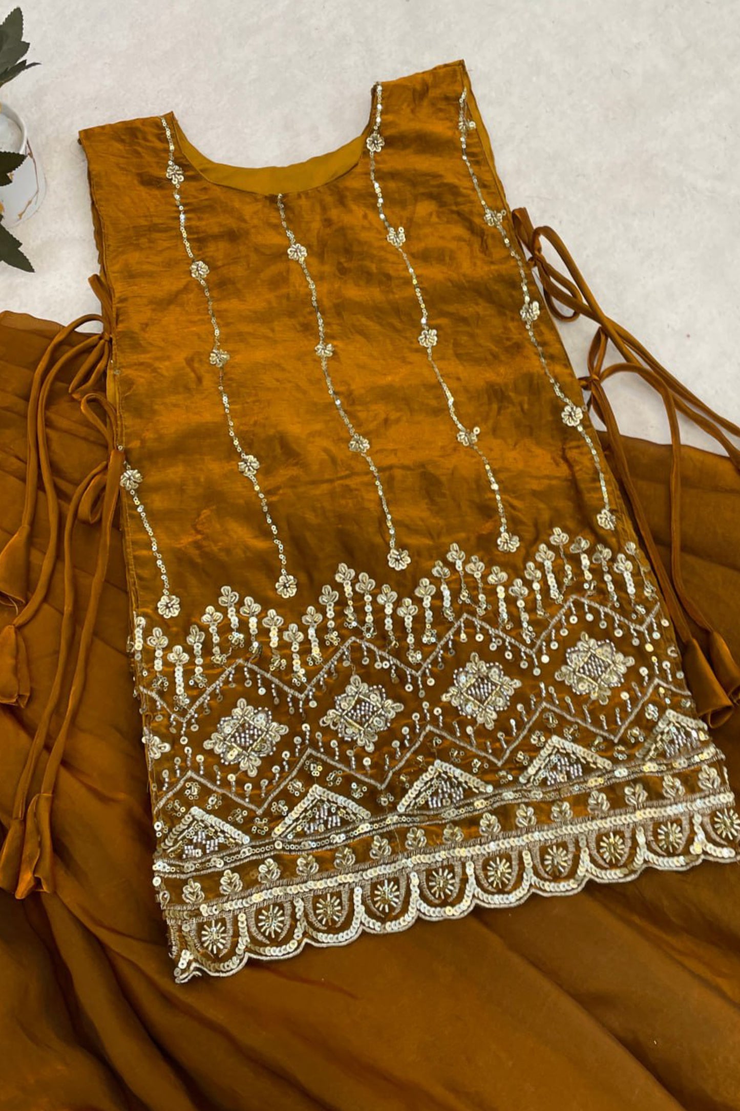 Fandy Silk Three Piece Set
